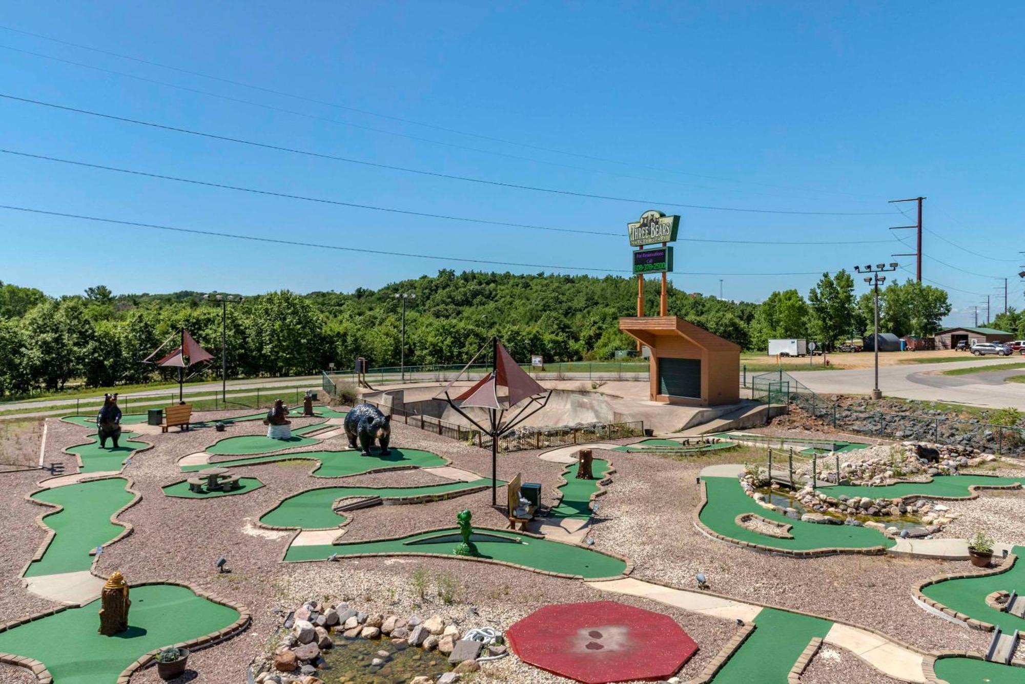 Three Bears Resort Waterpark Near Tomah Ascend Collection Warrens Ngoại thất bức ảnh